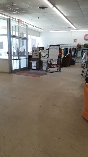 Thrift Store «The Salvation Army Family Store & Donation Center», reviews and photos