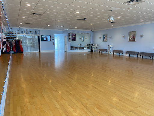 1055 Kane Concourse, Miami Beach, FL 33154, USA