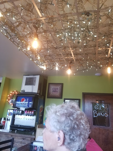 Shopping Mall «Northwest Plaza Shopping Center», reviews and photos, 1601 W Northwest Hwy, Grapevine, TX 76051, USA