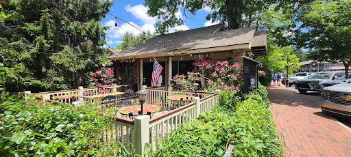 Hamburger Restaurant «Mountain Fresh Grocery Inc», reviews and photos, 521 Main St, Highlands, NC 28741, USA