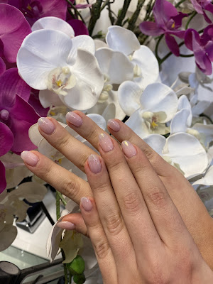 Laura Nails à Paris