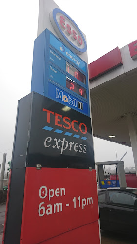 Reviews of ESSO TESCO SOUTH OXHEY EXPRESS in Watford - Gas station