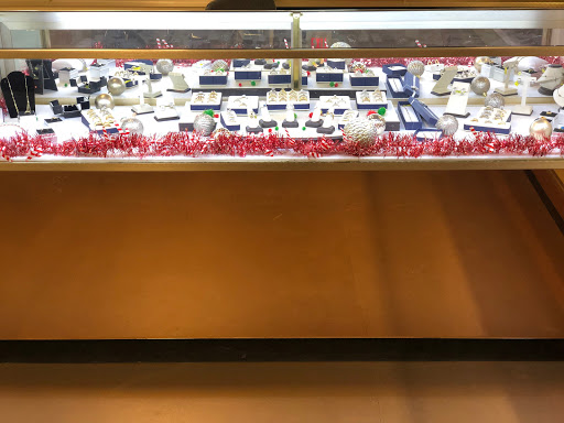 Pawn Shop «Roswell Pawn & Jewelry», reviews and photos, 615 Holcomb Bridge Rd, Roswell, GA 30076, USA