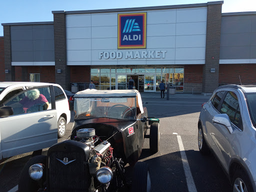 Grocery Store «ALDI», reviews and photos, 1710 E Tipton St, Seymour, IN 47274, USA