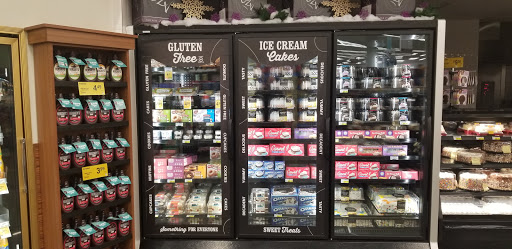 Grocery Store «Safeway», reviews and photos, 2090 Harbison Dr, Vacaville, CA 95687, USA