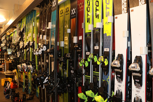 Ski Rental Service «Pinnacle Ski And Sports», reviews and photos, 3391 Mountain Rd, Stowe, VT 05672, USA