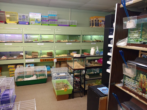 Pet Supply Store «Brooks Feed & Farm Supply», reviews and photos, 86 Union St, Brunswick, ME 04011, USA