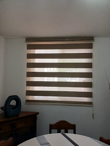 Persianas Y Tapiz Perca