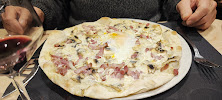 Pizza du Pizzeria Le Tyrolien à Morzine - n°5
