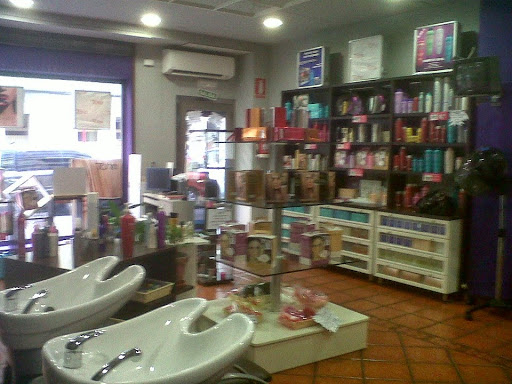 Información y opiniones sobre MDM Estilistas de Ciudad Real