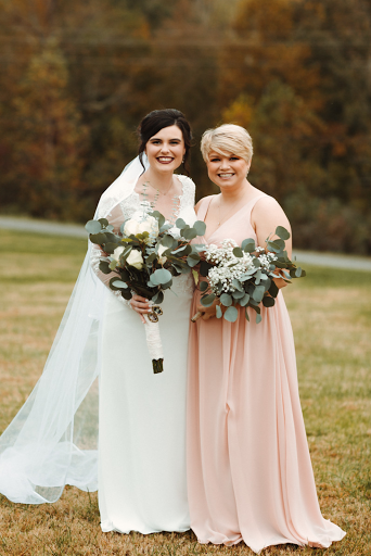 Bridal Shop «Country Bumpkin Boutique», reviews and photos, 303 S Willow Ave, Cookeville, TN 38501, USA