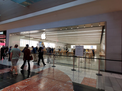 Computer Store «Apple Washington Square», reviews and photos, 9585 SW Washington Square Rd, Tigard, OR 97223, USA