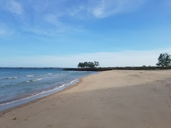 Zdjęcie Macassan Beach z powierzchnią turkusowa czysta woda