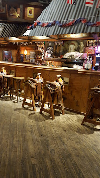Atmosphère du Restaurant Oncle Sam's Saloon à Biscarrosse - n°17