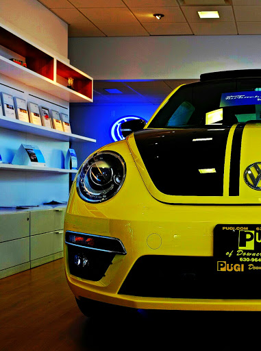 Volkswagen Dealer «Pugi Volkswagen», reviews and photos, 2020 Ogden Ave, Downers Grove, IL 60515, USA