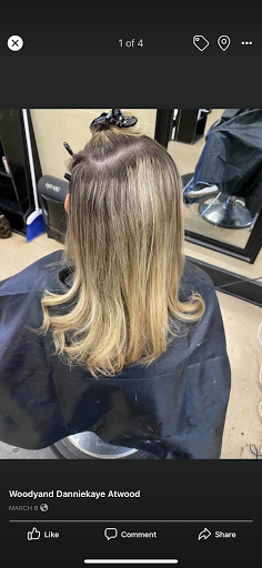 Beauty Salon «Stephanie Hood & Company Hair & Nail Salon», reviews and photos, 97 W Public Sq, Scottsville, KY 42164, USA