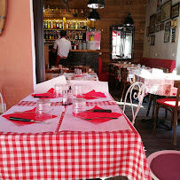 Atmosphère du Restaurant français La Bastille à Annecy - n°18