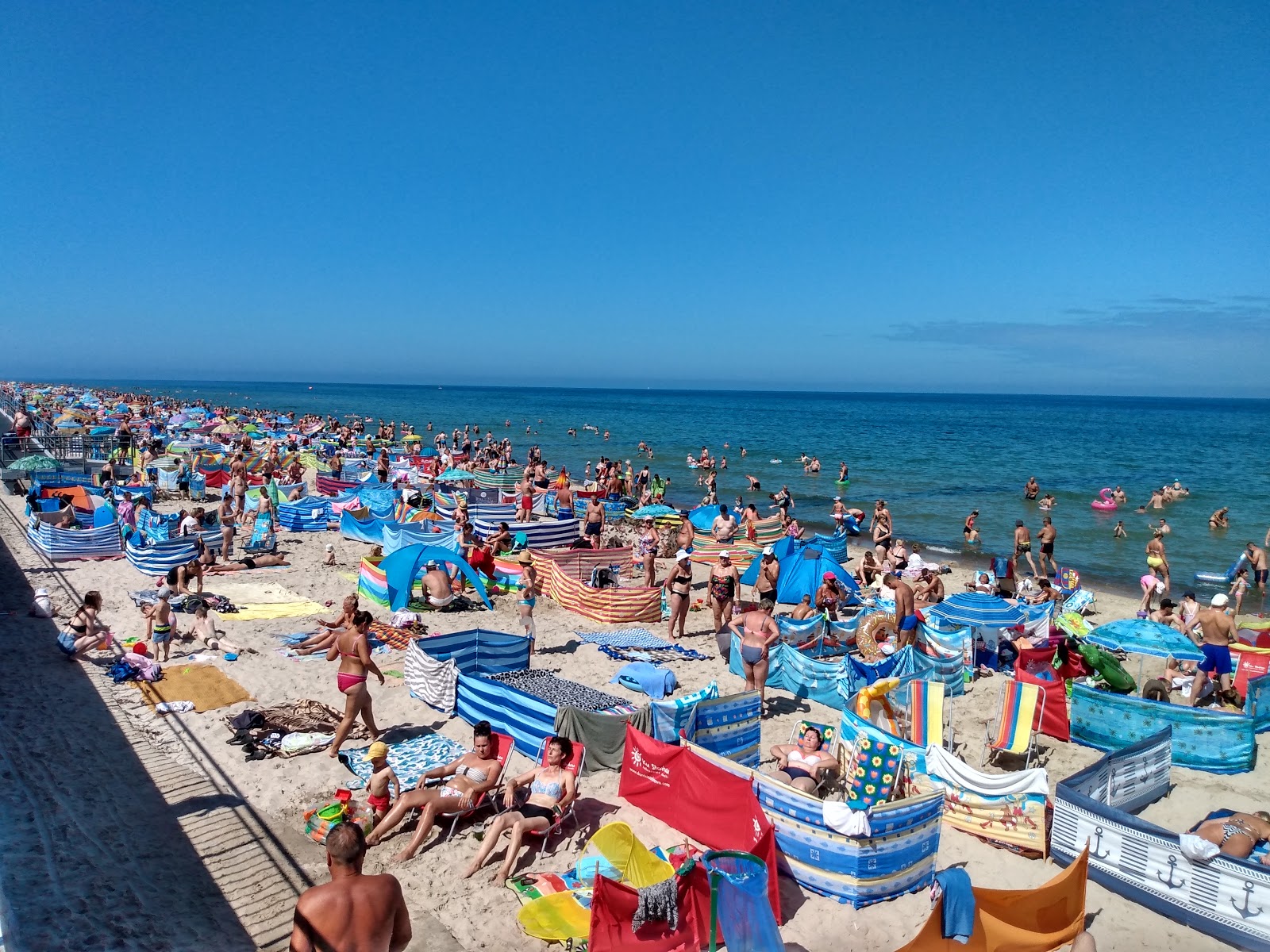 Foto av Sarbinowo Beach med hög nivå av renlighet