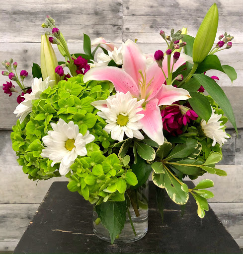 Florist «Flowers & Plants Etc», reviews and photos, 1378 Chain Bridge Rd, McLean, VA 22101, USA