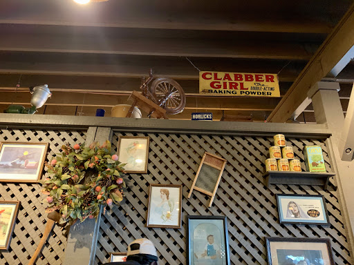 American Restaurant «Cracker Barrel Old Country Store», reviews and photos, 1824 W Lucas St, Florence, SC 29501, USA