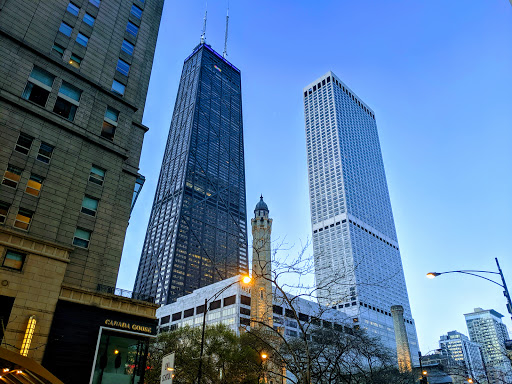 Department Store «Nordstrom Rack Chicago Avenue», reviews and photos, 101 E Chicago Ave, Chicago, IL 60611, USA