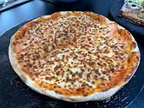 Plats et boissons du Pizzeria Restaurant Le Stromboli à Paray-le-Monial - n°19