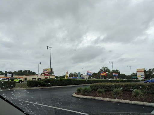 Shopping Mall «Lake Village Shopping MallKitchengaets», reviews and photos, 10601 US-441, Leesburg, FL 34788, USA
