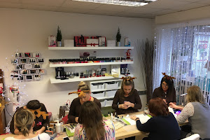 Poppys beauty salon