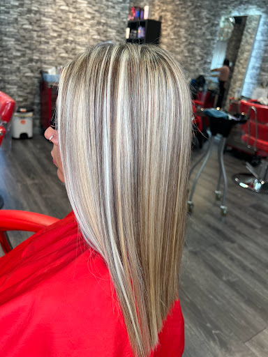 Hair Salon «Shallamars Hair Solutions», reviews and photos, 8956 Turkey Lake Rd, Orlando, FL 32819, USA