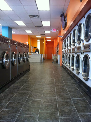 Cleaning Service «Express Wash Laundromat and Dry Cleaning», reviews and photos, 230 Bridge St, North Weymouth, MA 02191, USA