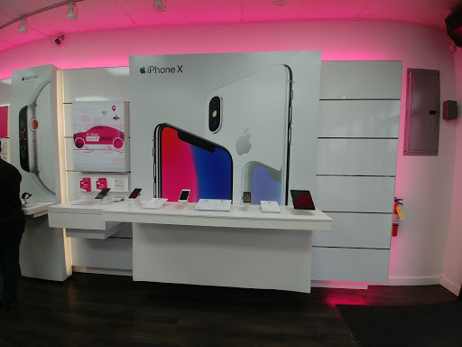 Cell Phone Store «T-Mobile», reviews and photos, 133-26 Springfield Blvd, Springfield Gardens, NY 11413, USA