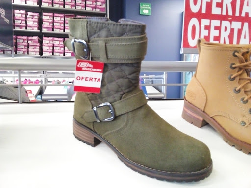 Stores to buy women's beige boots Monterrey