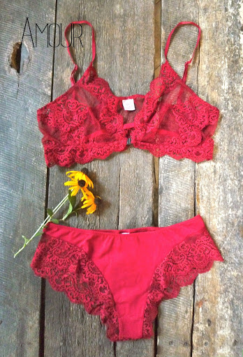 Lingerie Store «Amour», reviews and photos, 518 E 6th St, Des Moines, IA 50309, USA