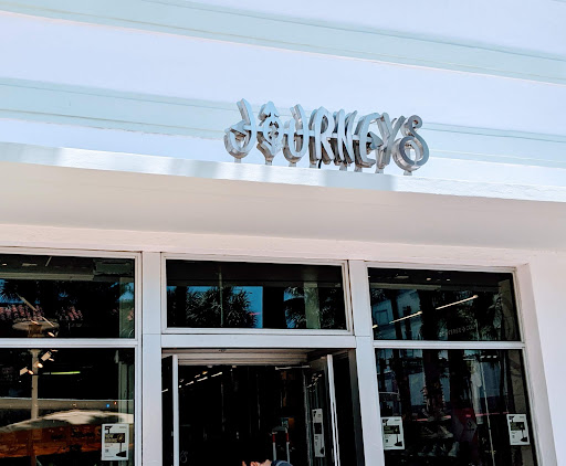 Shoe Store «Journeys», reviews and photos, 603 Lincoln Rd #150, Miami Beach, FL 33139, USA