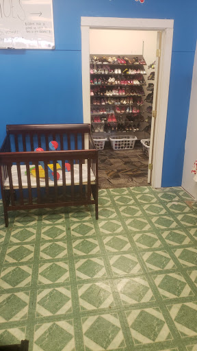 Thrift Store «Jelly Beans», reviews and photos, 1115 Fashion Ridge Rd, Dry Ridge, KY 41035, USA