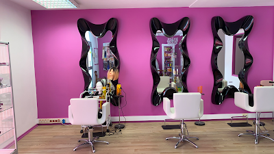 Coiffure Afro : FIRST CLASS BEAUTY INSTITUTE à Agen