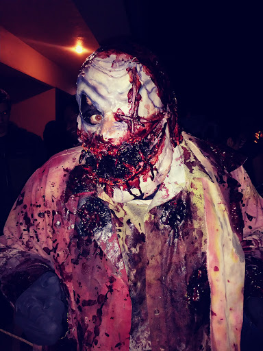 Haunted House «Moxley Manor Haunted House», reviews and photos, 510 Harwood Rd, Bedford, TX 76021, USA