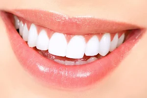 Luxor Dental: Prosthodontics, Dental Implants, and Wisdom Teeth Surgery image