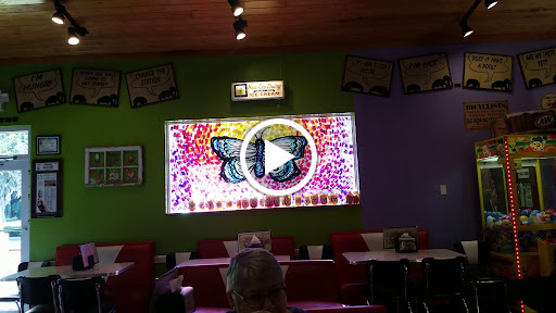 Ice Cream Shop «Neighbors Ice Cream Parlor», reviews and photos, 5980 Spruce Creek Rd, Port Orange, FL 32127, USA