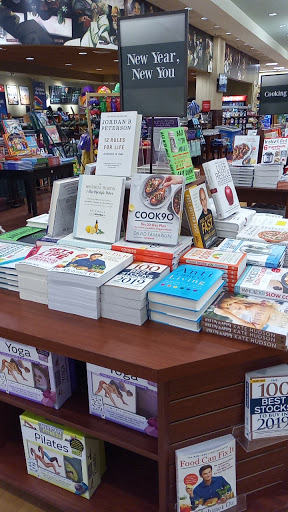 Book Store «Barnes & Noble», reviews and photos, 300 Monticello Ave, Norfolk, VA 23510, USA