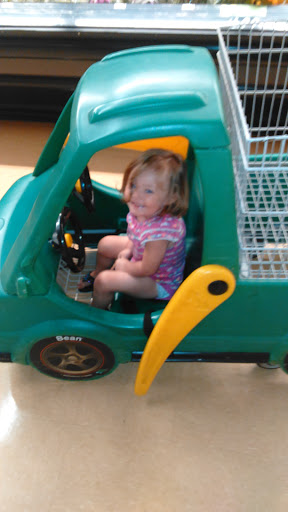 Grocery Store «Schnucks», reviews and photos, 2811 Homer Adams Pkwy, Alton, IL 62002, USA