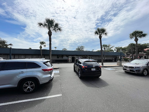 Grocery Store «Piggly Wiggly Hilton Head», reviews and photos, 1 N Forest Beach Dr, Hilton Head Island, SC 29928, USA