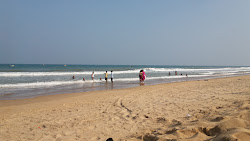Foto di Thummalapenta Beach con una superficie del acqua turchese