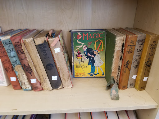 Thrift Store «Out of the Closet - Fort Lauderdale», reviews and photos, 1785 E Sunrise Blvd, Fort Lauderdale, FL 33304, USA