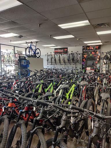 Bicycle Store «City Bikes Aventura», reviews and photos, 20335 Biscayne Blvd, Aventura, FL 33180, USA