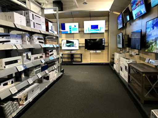 Electronics Store «Best Buy», reviews and photos, 1547 Gateway Blvd, Fairfield, CA 94533, USA