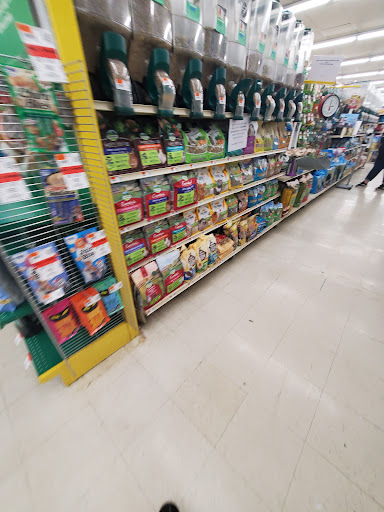 Pet Supply Store «Pet Supplies Plus», reviews and photos, 471 Boston Post Rd, Orange, CT 06477, USA