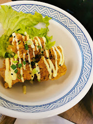 Photo n°26 de KoÏ Bowl à Paris ()