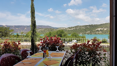 La Guinguette du Lac à Aiguines