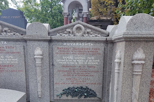 Tombe de R.D. Tata